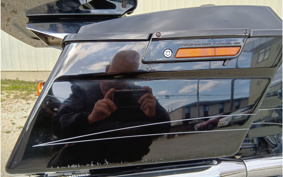 HARLEY FLTRX 2010 KH4