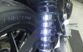 TRIUMPH STREET TWIN