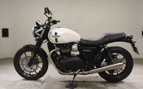 TRIUMPH STREET TWIN 2019