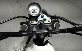 SUZUKI GLASS TRACKER BIG BOY NJ4BA