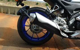 YAMAHA YZF-R15M RG67