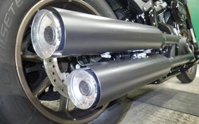 HARLEY FXLRS1870 2021