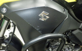 SUZUKI V-STROM 250