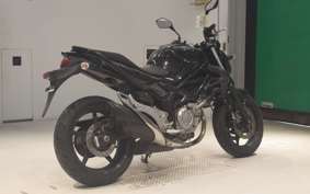 SUZUKI ｸﾞﾗﾃﾞｨｳｽ400 2012 VK58A