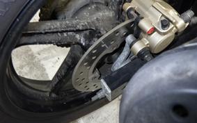 HONDA VTR 250 MC33