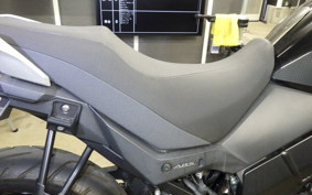 SUZUKI Vｽﾄﾛｰﾑ650XTA 2017 C733A