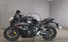 HONDA CBR650R E-Clutch RH17