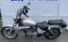 SUZUKI INTRUDER 250