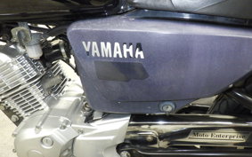 YAMAHA YB125SP 2022