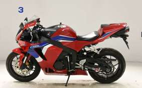 HONDA CBR600RR 2021 PC40