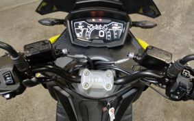 APRILIA SR GT 200 ..