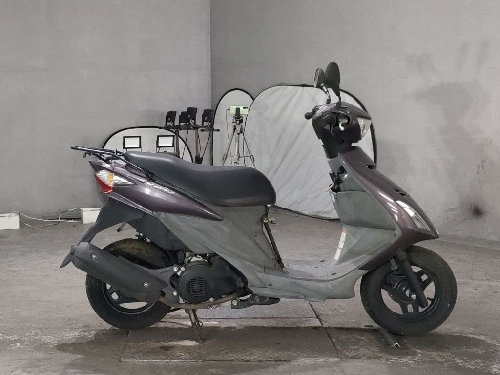Фото Suzuki ADDRESS V125 с японского аукциона