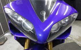 YAMAHA YZF-R1 2010
