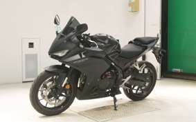 HONDA CBR400R 2025 NC65