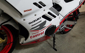 SUZUKI GSX-R250 GJ72A