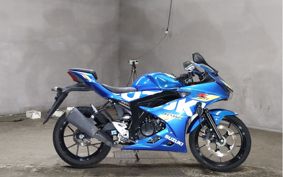 SUZUKI GSX-R125 DL33B