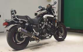 YAMAHA VMAX 2005