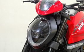 DUCATI MONSTAR 937 PLUS 2022 4M00