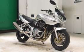 SUZUKI BANDIT 1200 S 2002 GV77A