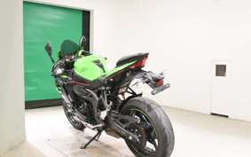 KAWASAKI ZX-25R ZX250E