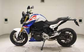 BMW F900R 2024