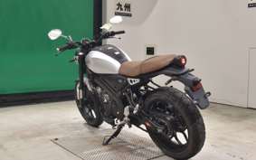 YAMAHA XSR155