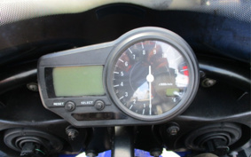 YAMAHA YZF-R1 2000 RN04
