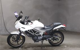 HONDA VTR 250 F MC33