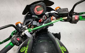 KAWASAKI Z1000 2005 ZRT00A