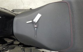HONDA CB1300SF SUPER FOUR Gen. 3 2025 SC54