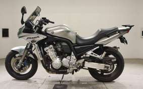 YAMAHA FZS1000 FAZER 2004