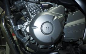 SUZUKI GSR250S