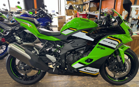 KAWASAKI NINJA ZX-4RR KRT ED 2025
