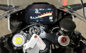 BMW M1000RR 0E71