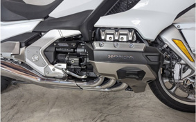HONDA GL 1800 GOLD WING TOUR DCT 2021 SC79