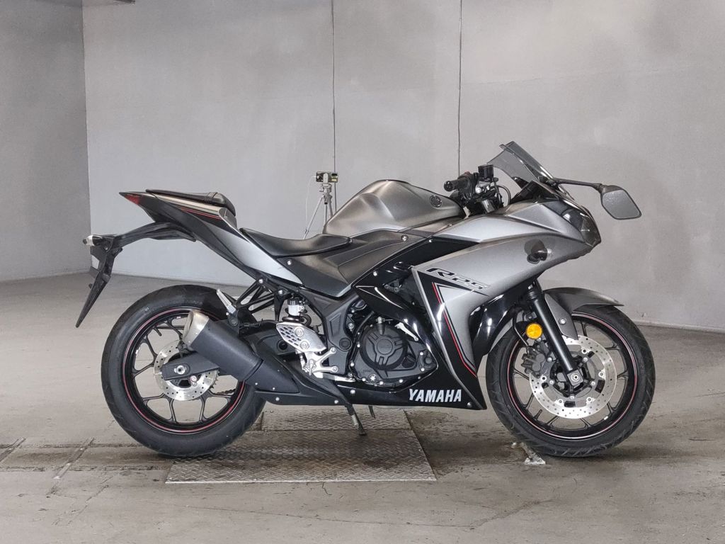 Фото Yamaha YZF-R25 с японского аукциона