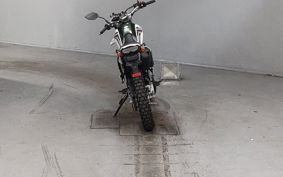 YAMAHA SEROW 250 DG31J