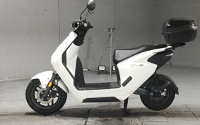 HONDA EM1 e: EF16