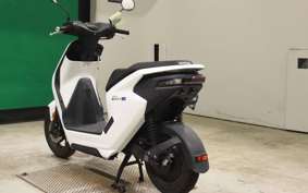 HONDA EM1 e: 2023 EF16