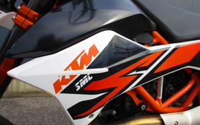 KTM 690 SMC R 2014 LST40