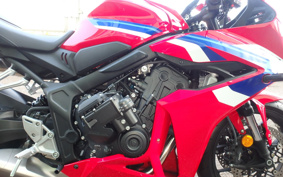 HONDA CBR650R E-Clutch 2024 RH17