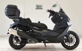BMW C400GT 2025