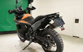 KTM 890 ADVENTURE	 2026