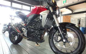 HONDA CB250R MC52