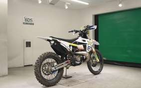 HUSQVARNA TE300I 2023