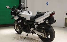 YAMAHA FZ400 1997 4YR