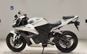 HONDA CBR600RR GEN 3 2007 PC40