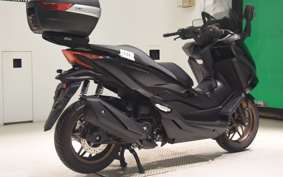 HONDA FORZA 250 MF17