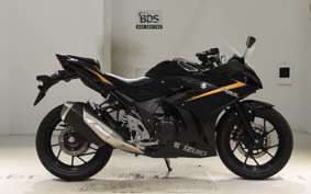 SUZUKI GSX250RA