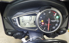 TRIUMPH STREET TRIPLE S 2018